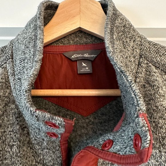 Men's Eddie Bauer Medium Snap Fleece Sweater - Picture 3 of 4